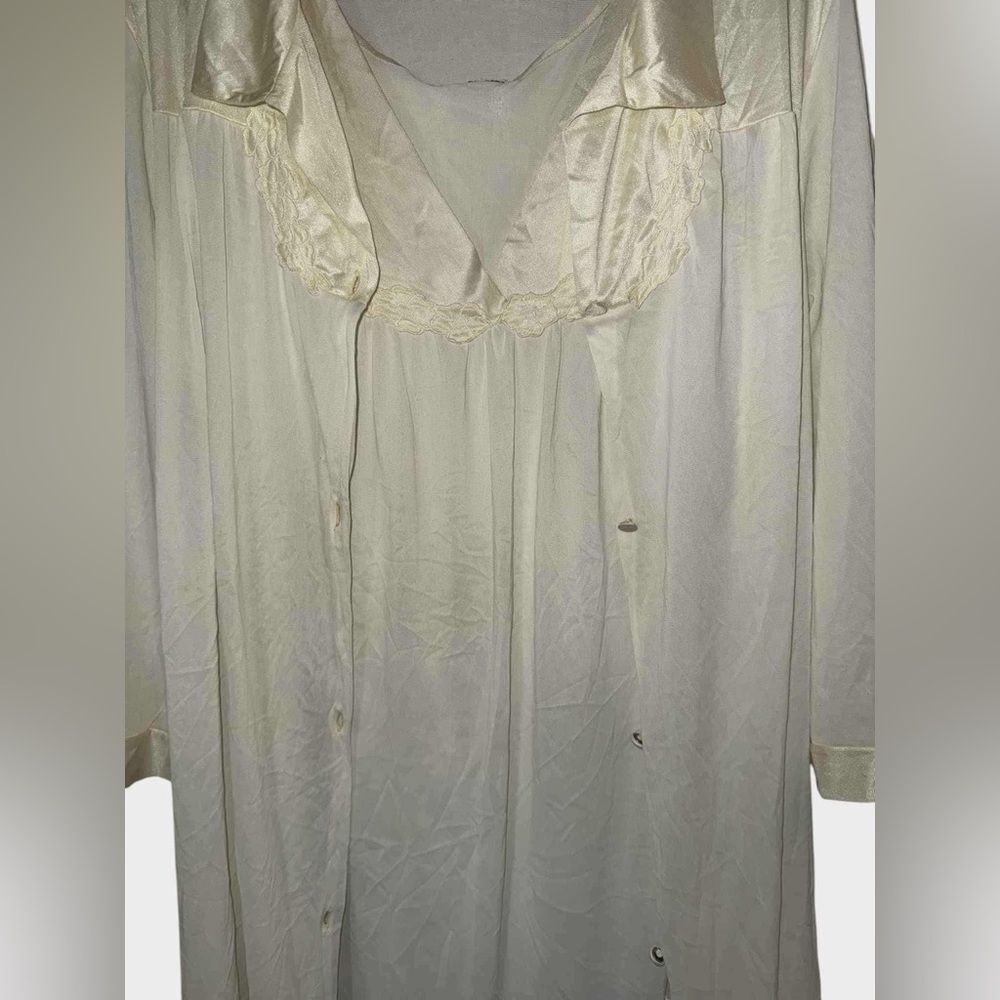VTG Vanity Fair 1950s Old Hollywood Ivory Satin Peignoir Set Lace Nightgown Robe - Picture 10 of 10